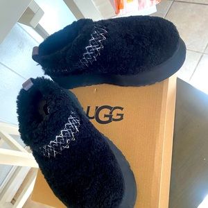 🖤UGG Tazz Braid Boots🖤